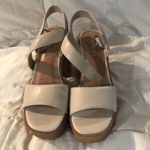 Madden Girl GrandView Almond Women’s Platform Dress Sandal Size 10.